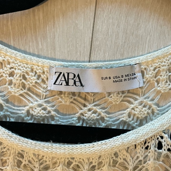 Zara short sleeve top - Picture 3 of 3